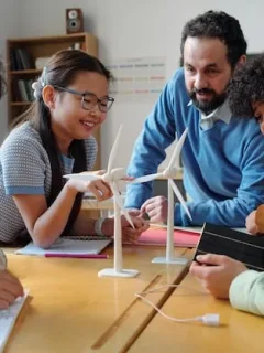 Alternative Education US: 3 Unconventional Schools in 2025 - Cover Image