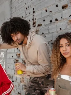 Underground Fashion: A Sustainable Alternative to Fast Fashion - Cover Image