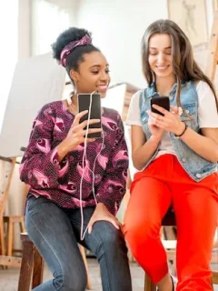 TikTok Algorithm 2025: Visibility Hacks for Emerging Artists - Cover Image