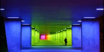How Technology Transforms the US Alternative Art Scene in 2025 - Cover Image