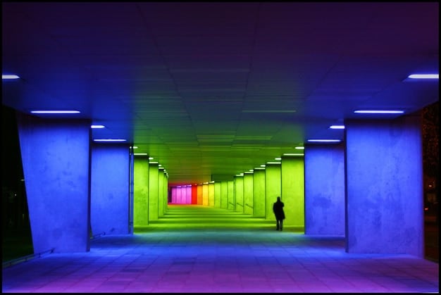 How Technology Transforms the US Alternative Art Scene in 2025