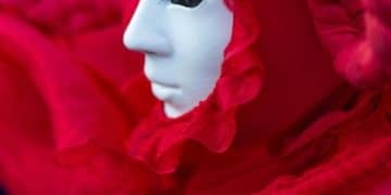 Alternative US Theater: 3 Experimental 2025 Performances - Cover Image