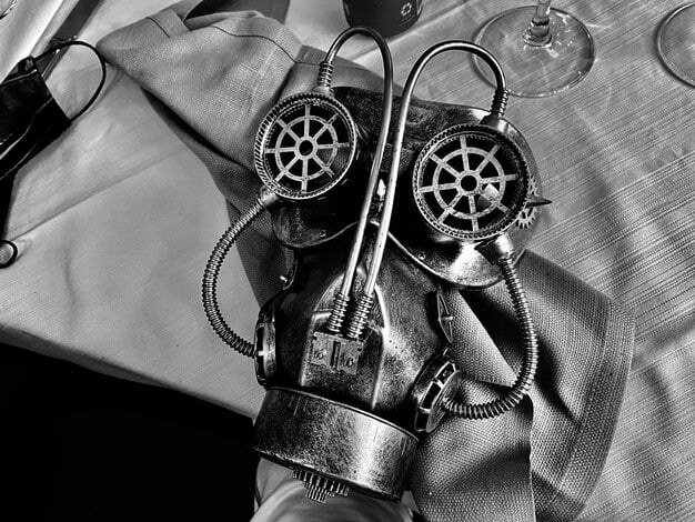 A close-up of an intricate Steampunk gadget, showcasing brass gears, vacuum tubes, and handcrafted details. The image highlights the craftsmanship and artistry of Steampunk creations.