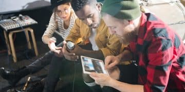 TikTok Algorithm 2025: Visibility for Emerging Artists - Cover Image